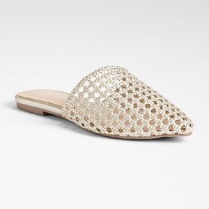 NWT gap champagne flat mules 9.5